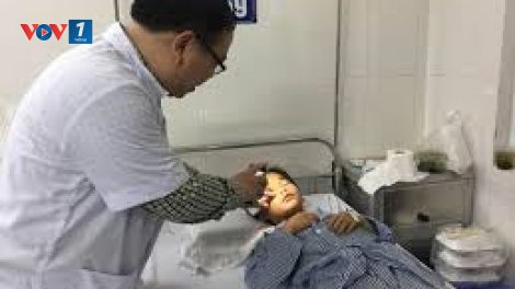 Chấn thương mắt ở trẻ em do tai nạn (16/12/2020)