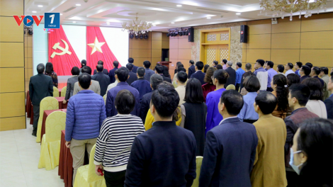 Cán bộ Đảng viên Quảng Ninh, Hải Phòng theo dõi phiên Khai mạc Đại hội Đảng (26/1/2021)