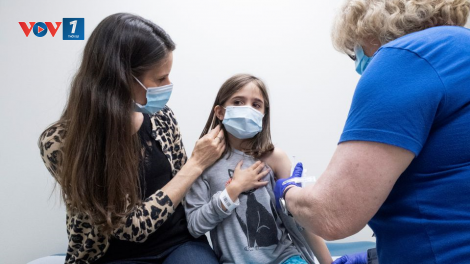 Kinh nghiệm tiêm vaccine cho trẻ em ở các nước (20/10/2021)