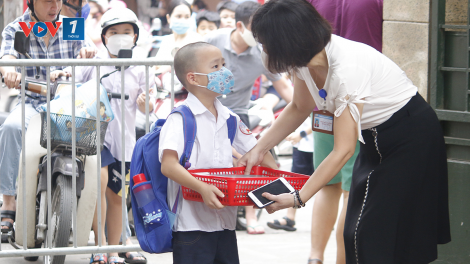 Lên phương án sẵn sàng đón học sinh trở lại trường (18/10/2021)