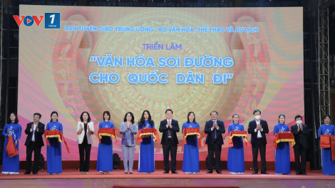 THỜI SỰ 21H30 ĐÊM 16/11/2021: Khai mạc triển lãm “Văn hóa soi đường cho quốc dân đi”