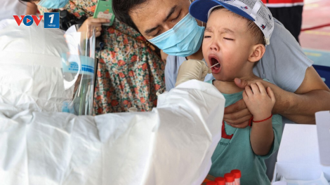 Trung Quốc phê duyệt thuốc điều trị Covid-19 đầu tiên (9/12/2021)