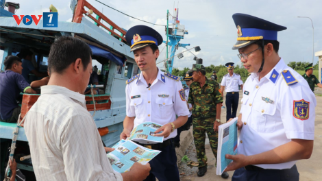 Phổ biến chính sách và pháp luật cho ngư dân khai thác trên biển (14/12/2021)