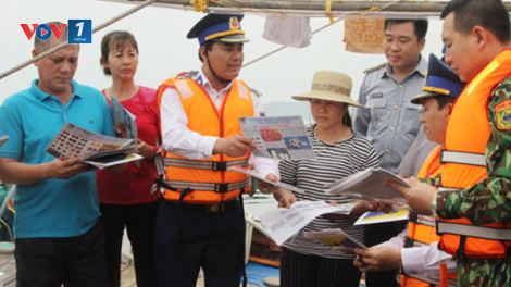Tuyên truyền pháp luật biển cho ngư dân chống khai thác IUU (07/12/2021)
