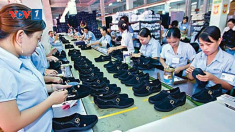 Doanh nghiệp da giày chuyển đổi để thích ứng (14/2/2021)