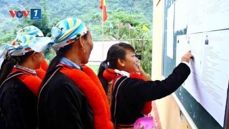 Phấn đấu đạt tỷ lệ 18% ĐBQH là người dân tộc thiểu số (15/3/2021)