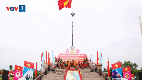 Lễ thượng cờ thống nhất non sông được tổ chức ngắn gọn, thiêng liêng (30/4/2021)