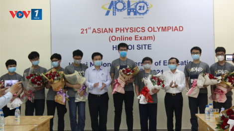 Thành tích cao thi Olympic: Minh chứng tính đúng đắn chính sách phát triển trường chuyên (24/5/2021)