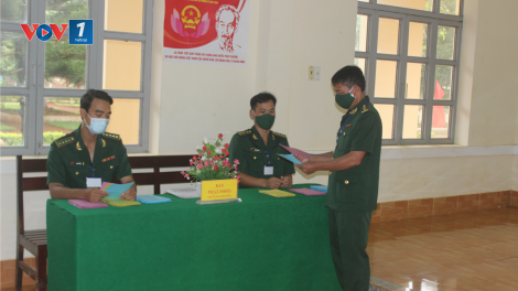 Đắk Nông: Chiến sĩ Bộ đội Biên phòng tham gia bầu cử sớm (23/05/2021)