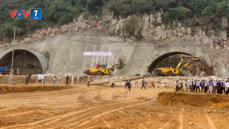Gỡ khó nguồn cung vật liệu cho cao tốc Bắc Nam: Cần sự chủ động tích cực (22/06/2021)