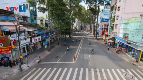 Các địa phương đang thực hiện yêu cầu giãn cách theo Chỉ thị 16 ra sao? (07/08/2021)