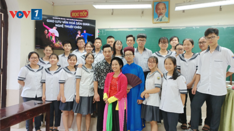 Các nghệ sỹ trẻ với đam mê giữ lửa nghệ thuật chèo trong nhịp sống hiện đại  (03/01/2022)