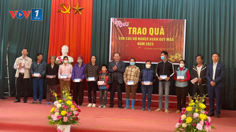 Bắc Giang: Đa dạng các hoạt động chăm lo Tết cho người nghèo (16/01/2023)