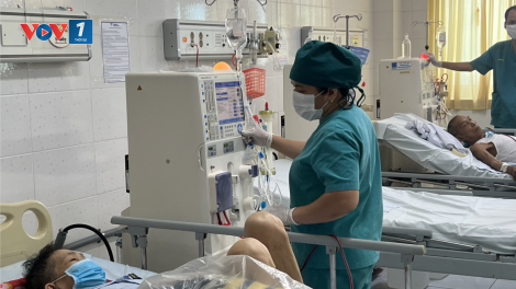 Tháo gỡ vướng mắc, bảo đảm cung ứng thuốc, kinh phí KCB BHYT