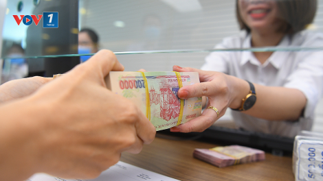 Bốn ngân hàng thương mại lớn đồng loạt hạ lãi suất huy động (12/10/2023)
