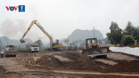 THỜI SỰ 21H30 ĐÊM 26/11/2023: Chưa xác định nguồn cung hơn 2 triệu m3 cát, phục vụ thi công cao tốc Bắc - Nam qua Đồng bằng sông Cửu Long.