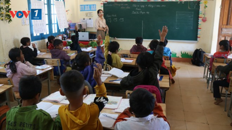 THỜI SỰ 6H SÁNG 05/11/2023: Nhiều giáo viên ở tỉnh Kon Tum liên tục xin nghỉ việc  khiến tình trạng thiếu giáo viên, nhân viên cơ sở trên địa bàn thêm trầm trọng