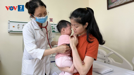 Chủ động phòng ngừa bệnh lý đường hô hấp khi thời tiết chuyển mùa (12/11/2023)