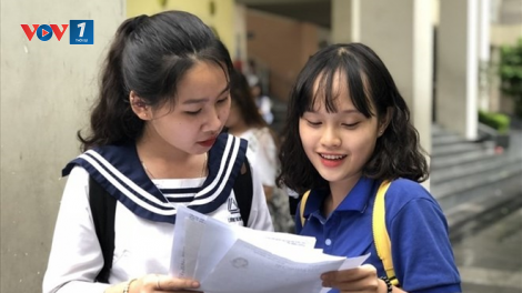 Thi tốt nghiệp THPThi tốt nghiệp THPT từ năm 2025: Cần hướng tới phương án giảm môn thi, giảm áp lực (03/11/2023)