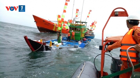 Kiến thức cho ngư dân vươn khơi mùa biển động (04/12/2023)