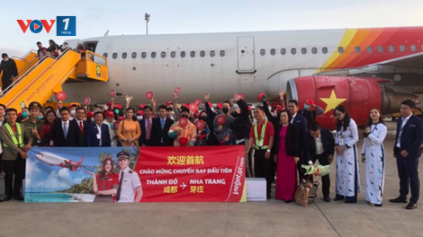 THỜI SỰ 21H30 ĐÊM 15/3/2023: Hàng trăm du khách Trung Quốc nhập cảnh Việt Nam trong ngày đầu tiên mở cửa lại tour du lịch – tín hiệu tích cực với ngành du lịch
