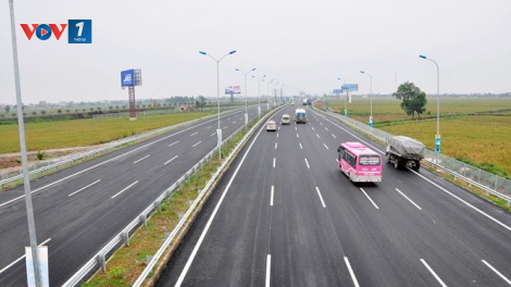 Quy tắc 3 giây để giữ khoảng cách an toàn khi lái xe (30/3/2023)