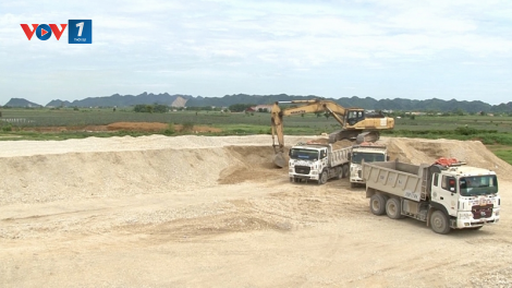 Ninh Bình: Gắn trách nhiệm người đứng đầu trong công tác giải phóng mặt bằng (19/04/2023)
