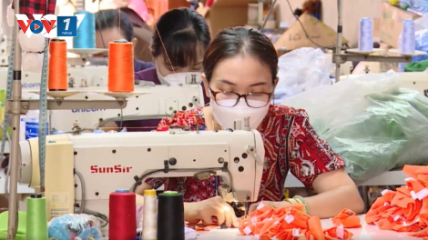 Bình Dương trao "cần câu" giúp nhiều hộ thoát nghèo bền vững (20/4/2023)