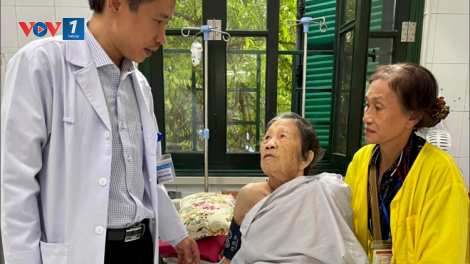 Chuyện về người thầy thuốc hai lần học bác sĩ nội trú (20/4/2023)