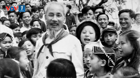 Di sản Hồ Chí Minh: Ngọn đuốc soi đường, tỏa sáng giá trị dân tộc và thời đại (16/05/2023)