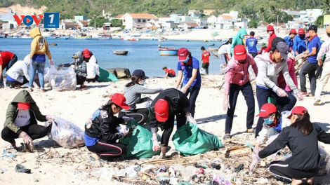 Giảm thiểu rác thải nhựa, hướng tới phát triển du lịch xanh, bền vững (22/05/2023)