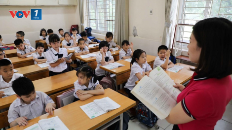 Giải pháp nào giải quyết tình trạng quá tải trường lớp học (09/5/2023)