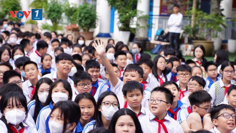 Tuyển sinh đầu cấp: Đặt cọc, giữ chỗ trường tư, “cuộc chơi” đầy may rủi” (22/5/2023)