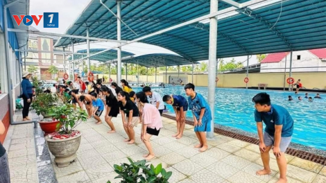 Sơ cấp cứu đuối nước cho trẻ mùa hè (24/6/2023)