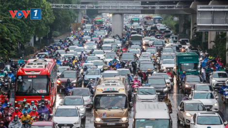 Lưu thông an toàn vào giờ tan tầm (12/7/2023)
