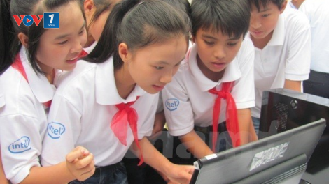 Bảo vệ trẻ em tránh những rủi ro trên môi trường mạng internet (30/7/2023)
