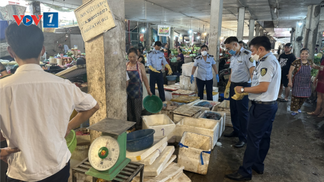 Hàng tấn thực phẩm “bẩn” bị lực lượng chức năng phát hiện, ngăn chặn
kịp thời (26/9/2023)