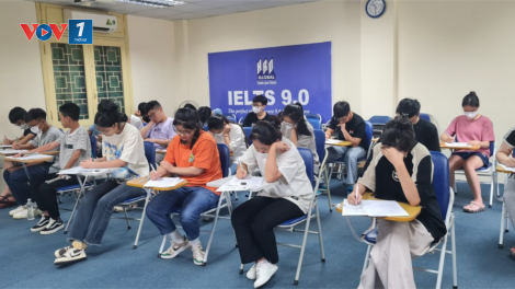 Ngoại ngữ: Cánh cửa học tập, làm việc ở môi trường nước ngoài (24/09/2023)
