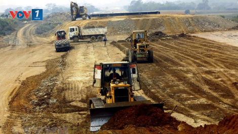 THỜI SỰ 12H TRƯA 3/9/2023: Các nhà thầu dự án đường cao tốc Bắc – Nam duy trì thi công xuyên kỳ nghỉ lễ đưa dự án hoàn thành đúng tiến độ.