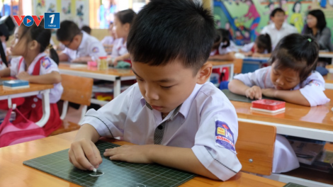 THỜI SỰ 12H TRƯA 02/01/2024: Giữ ổn định học phí của giáo dục mầm non, giáo dục phổ thông bằng mức học phí năm học 2021-2022