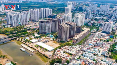 Năm 2024, đẩy mạnh cơ cấu lại giá bán và phân khúc bất động sản (12/1/2024)
