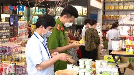 Tăng cường kiểm tra, xử lý nghiêm vi phạm an toàn thực phẩm dịp Tết Nguyên đán Giáp Thìn 2024 (12/1/2024)
