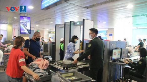 Tăng cường ứng dụng công nghệ thông tin trong đấu tranh chống buôn lậu, gian lận thương mại và hàng giả dịp cuối năm (04/10/2024)