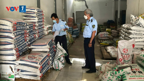 Các giải pháp xử lý hiệu quả phân bón giả, kém chất lượng (17/10/2024)
