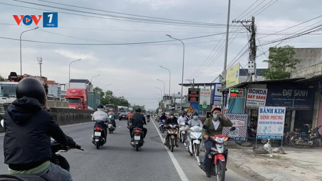 Quảng Ngãi: Hiểm họa từ hành vi đi ngược chiều trên Quốc lộ 1A. (14/10/2024)