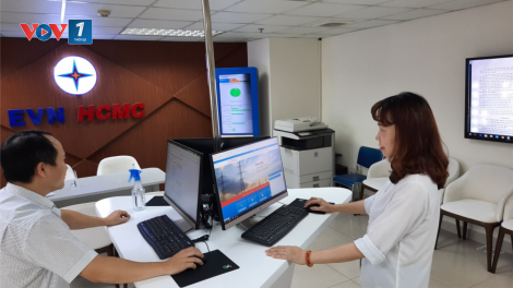 Điện lực TP.HCM cung cấp 100% các loại hình dịch vụ trực tuyến cấp độ 4 (24/10/2024)