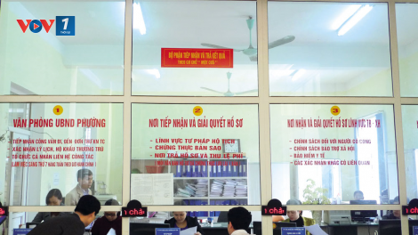 Đẩy mạnh ứng dụng công nghệ tại bộ phận 1 cửa trong giải quyết thủ tục hành chính (03/10/2024)