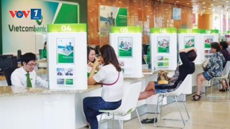 THỜI SỰ 21H30 ĐÊM 15/11/2024: Vietcombank phát hành thành công 2.000 tỷ đồng trái phiếu xanh. Đây là ngân hàng đầu tiên của Việt Nam phát hành trái phiếu xanh.