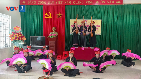 Rộn ràng Ngày hội Đại đoàn kết khắp vùng cao, hải đảo Quảng Ninh (10/11/2024)
