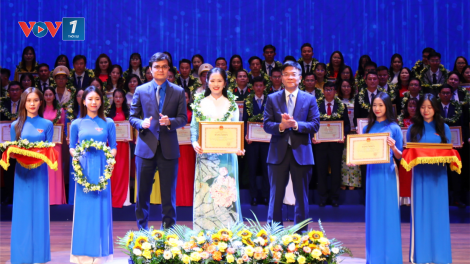 Tuyên dương 99 “Nhà giáo trẻ tiêu biểu” cấp Trung ương năm 2024 (14/11/2024)